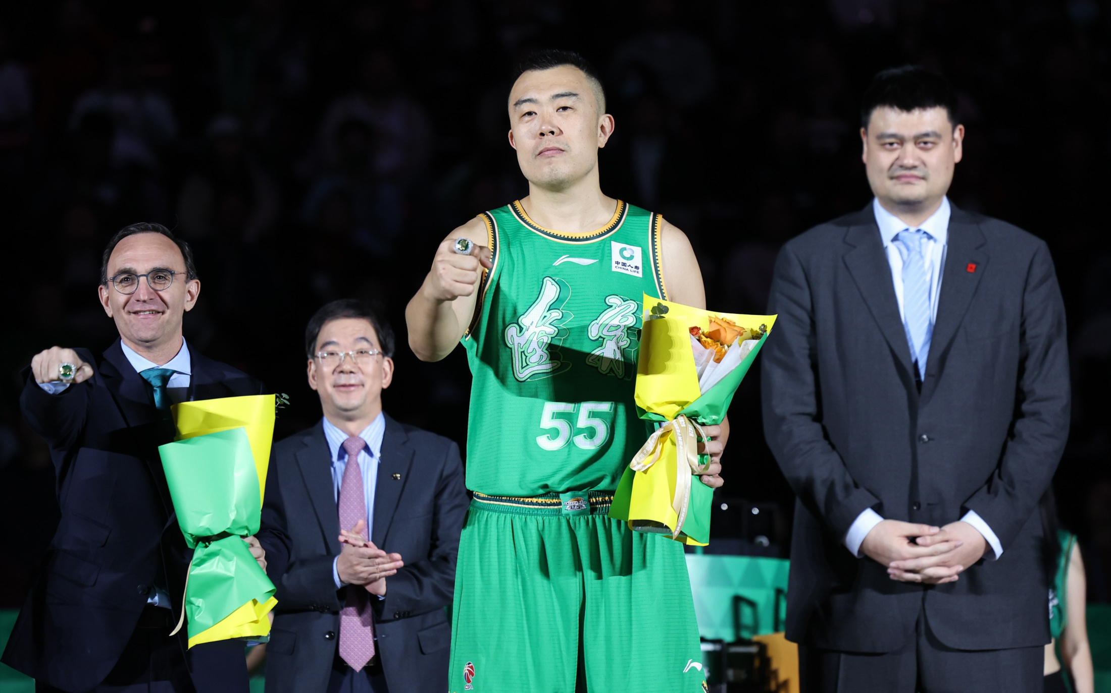 米乐官网官网-辽宁男篮实力出击，轻松战胜对手